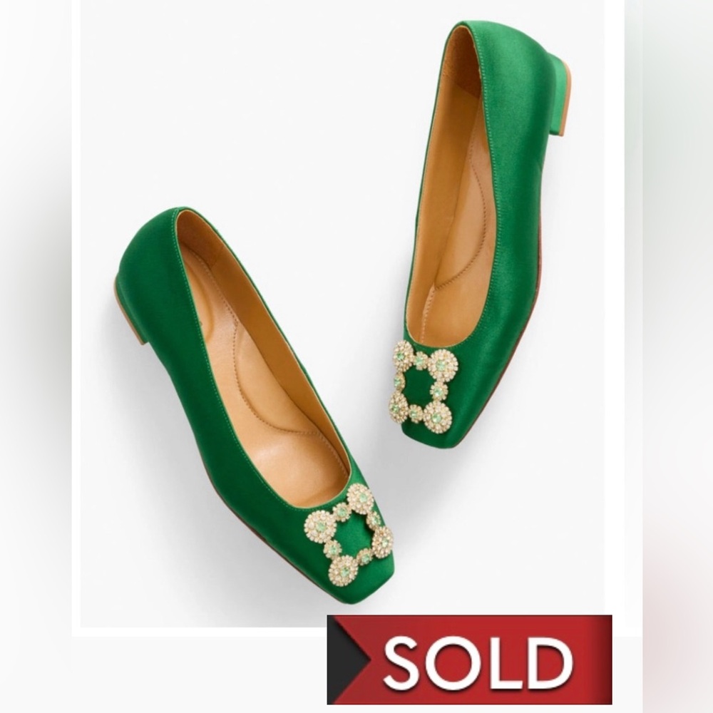Flats with embellishment  NWB